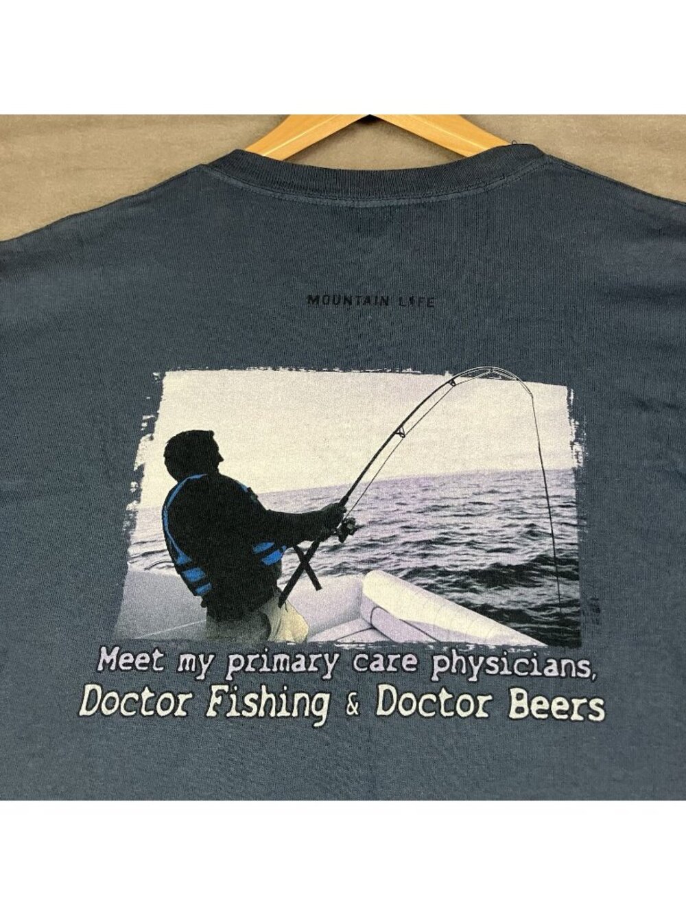 Vintage The Mountain T Shirt Men’s Size XL Dr. Fishing & Dr. Beers Funny Fishing